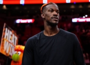 猛龙爆发新星，迎来胜利刷新纪录，巴特勒球队迎来希望！