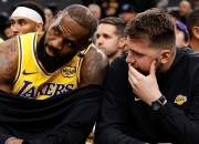 关于费德勒连续七场比赛得分超过爆冷，湖人挑战极限！的信息